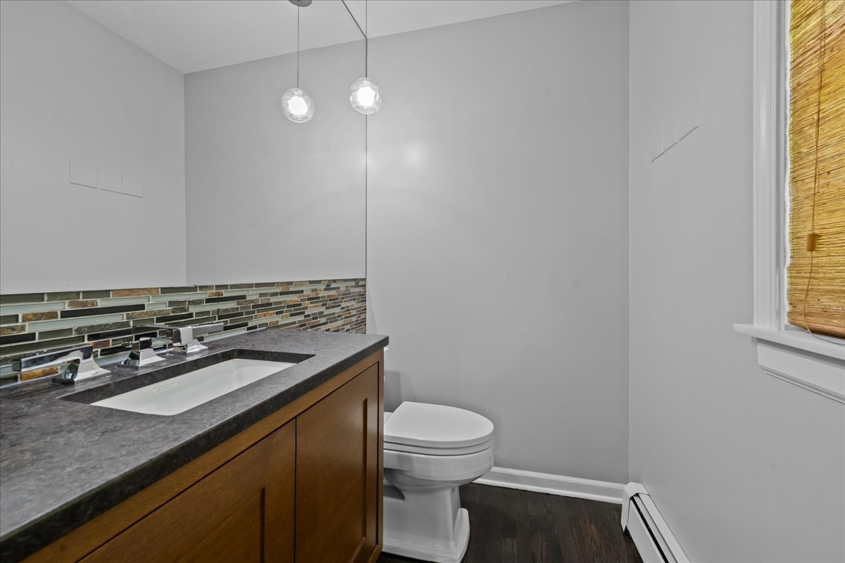 685 Wicklow Road Deerfield, IL 60015 - Photo 11 of 26 Gallery Image 11