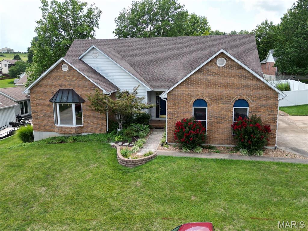 4 Grayson Ridge Drive Washington, MO 63090 - Photo 1 of 56