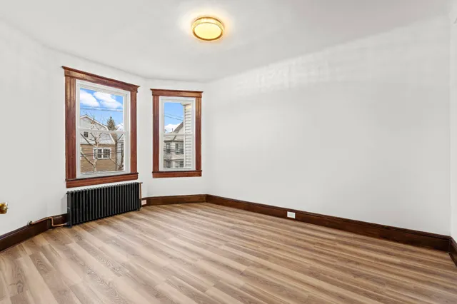 $2,395 | 379 Union Street, Unit 2, Jersey City, NJ 07304