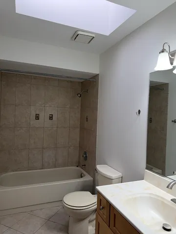 $2,795 | 999 Devonshire Avenue, Naperville, IL 60540