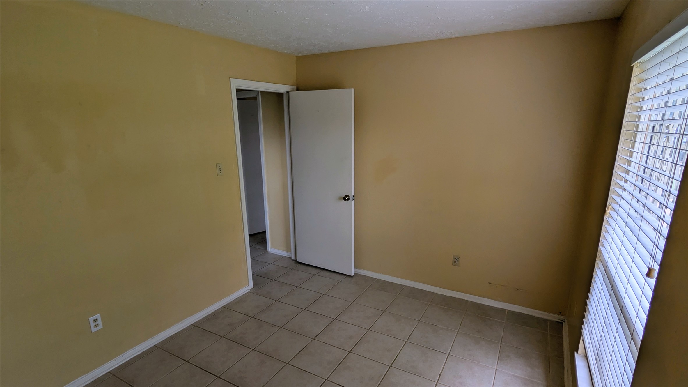 11403 Spring Grove Drive Houston, TX 77099 - Photo 17 of 23 3rd bedroom