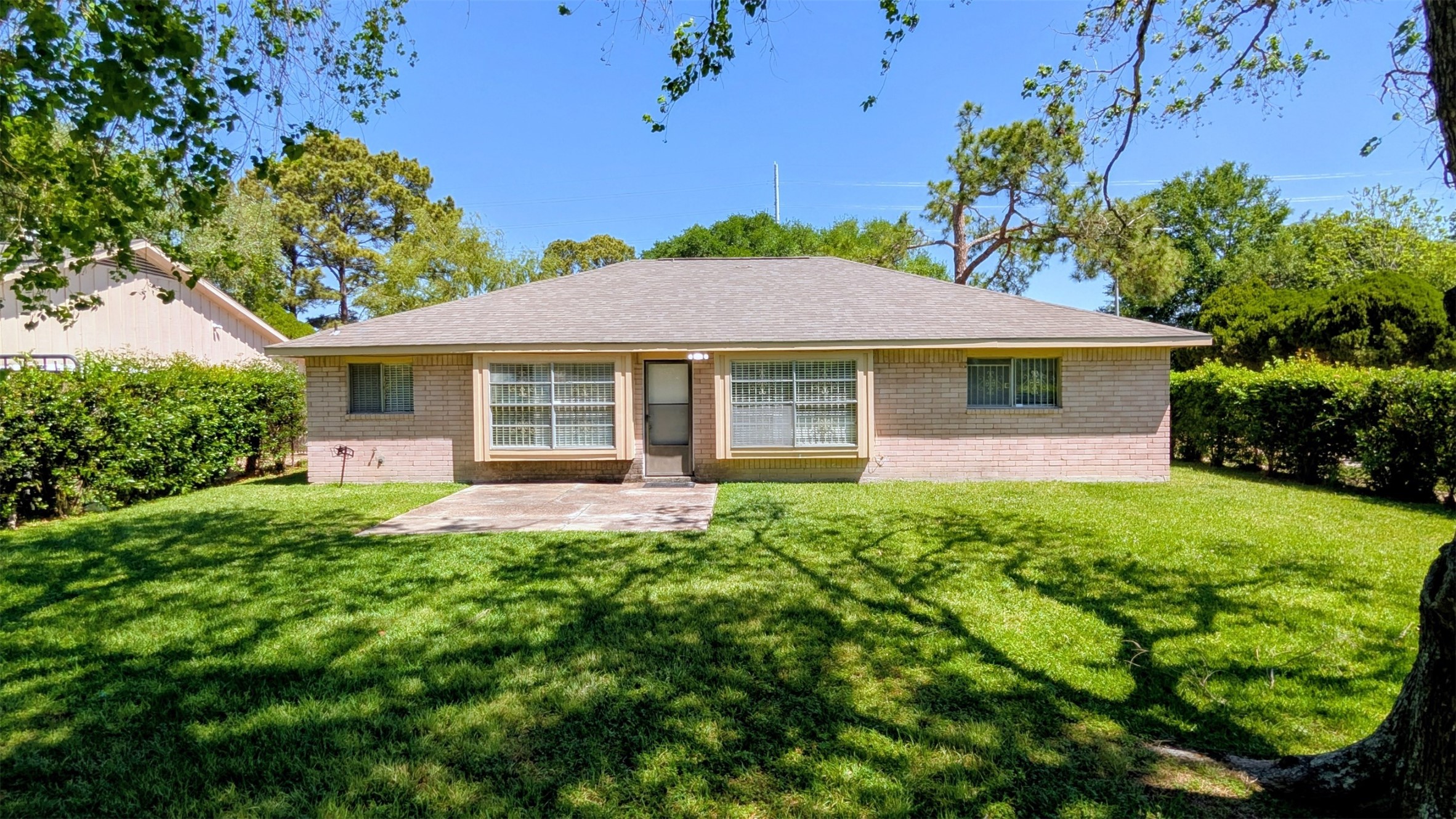 11403 Spring Grove Drive Houston, TX 77099 - Photo 19 of 23 spacious backyard