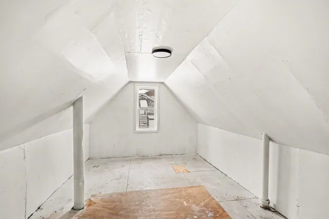 $74,900 | 718 South Mill Street, Reed City, MI 49677