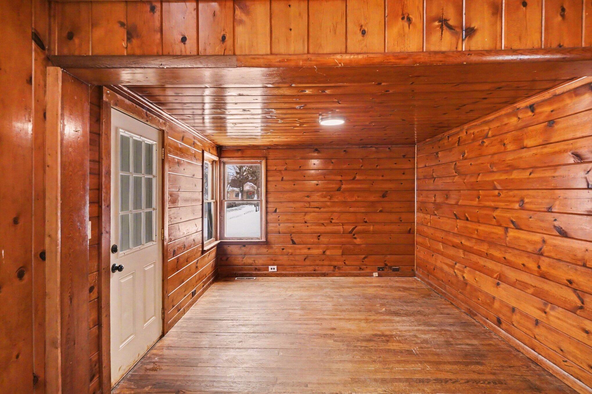 718 South Mill Street Reed City, MI 49677 - Photo 4 of 16 Family Room