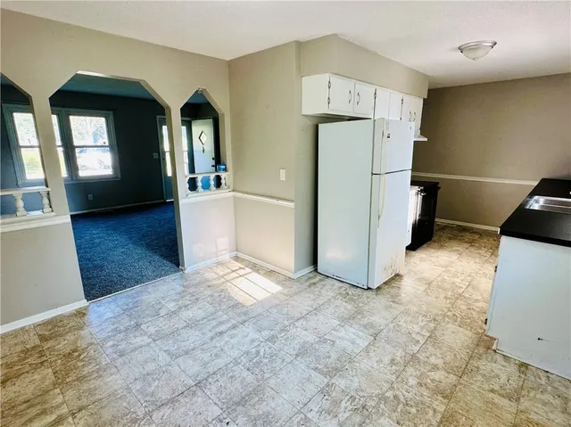 $199,000 | 129 Northeast 981 Road, Knob Noster, MO 65336