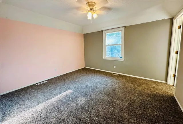 $199,000 | 129 Northeast 981 Road, Knob Noster, MO 65336