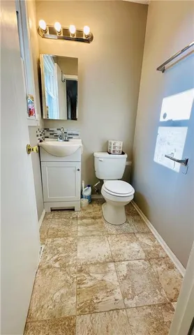 $199,000 | 129 Northeast 981 Road, Knob Noster, MO 65336