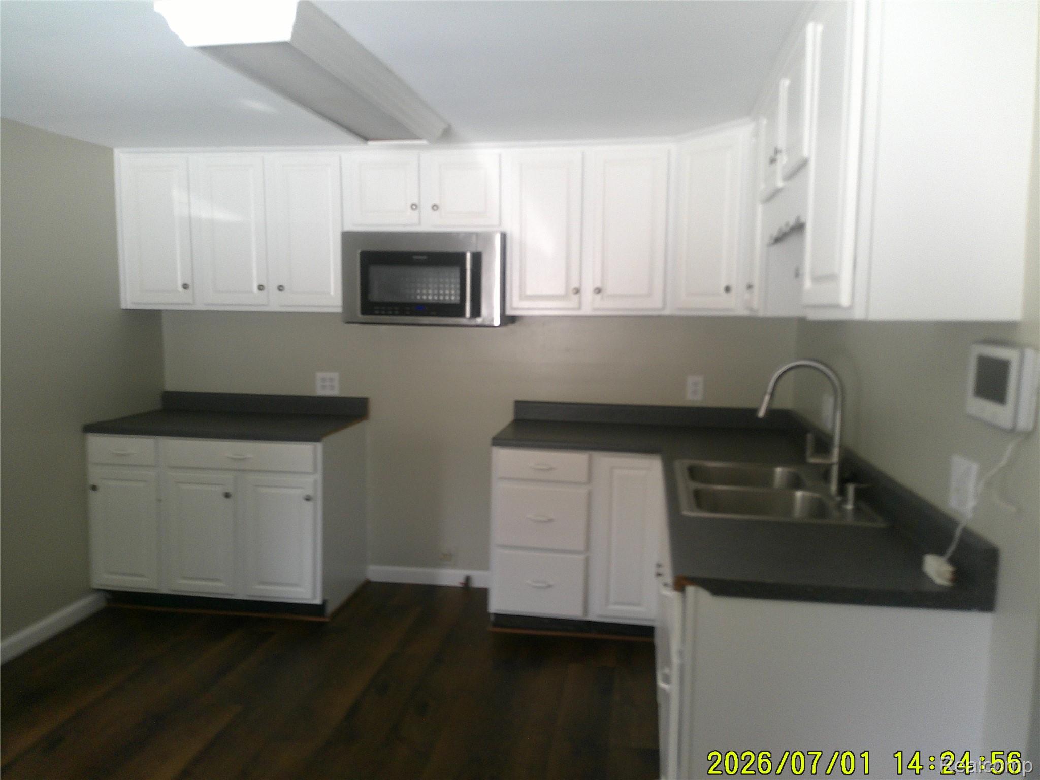 3490 Beveridge Road Flint, MI 48532 - Photo 15 of 20 DSCF0045.JPG
