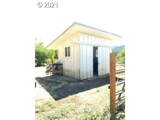 91029 Marcola Road Springfield, OR 97478 - Photo 14 of 23