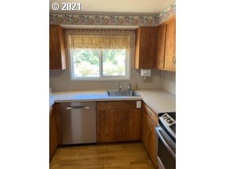 91029 Marcola Road Springfield, OR 97478 - Photo 6 of 23