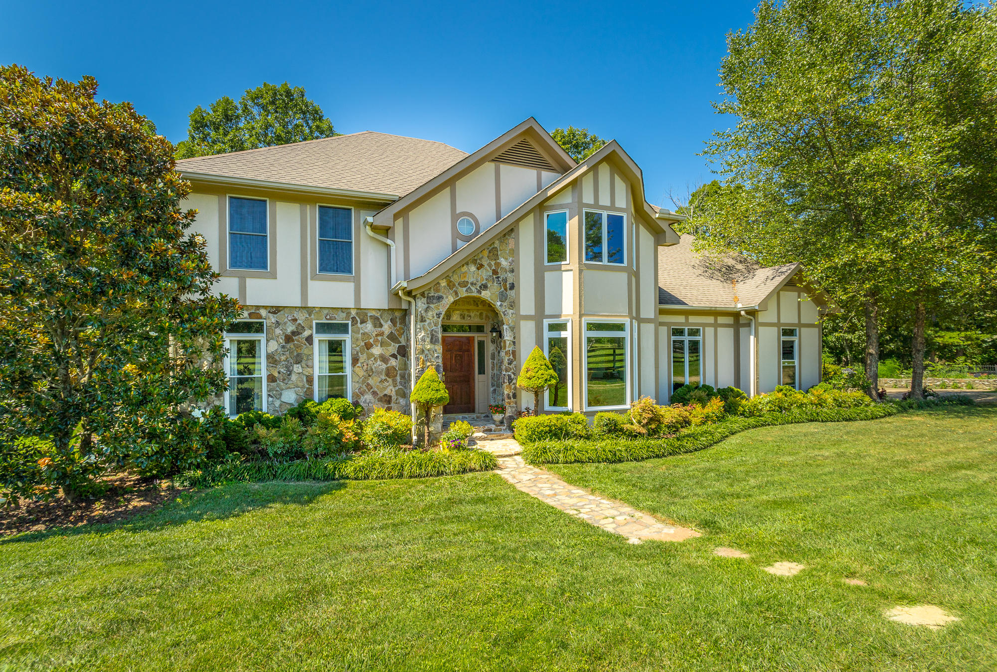 7027 Sawyer Rd. HD-17