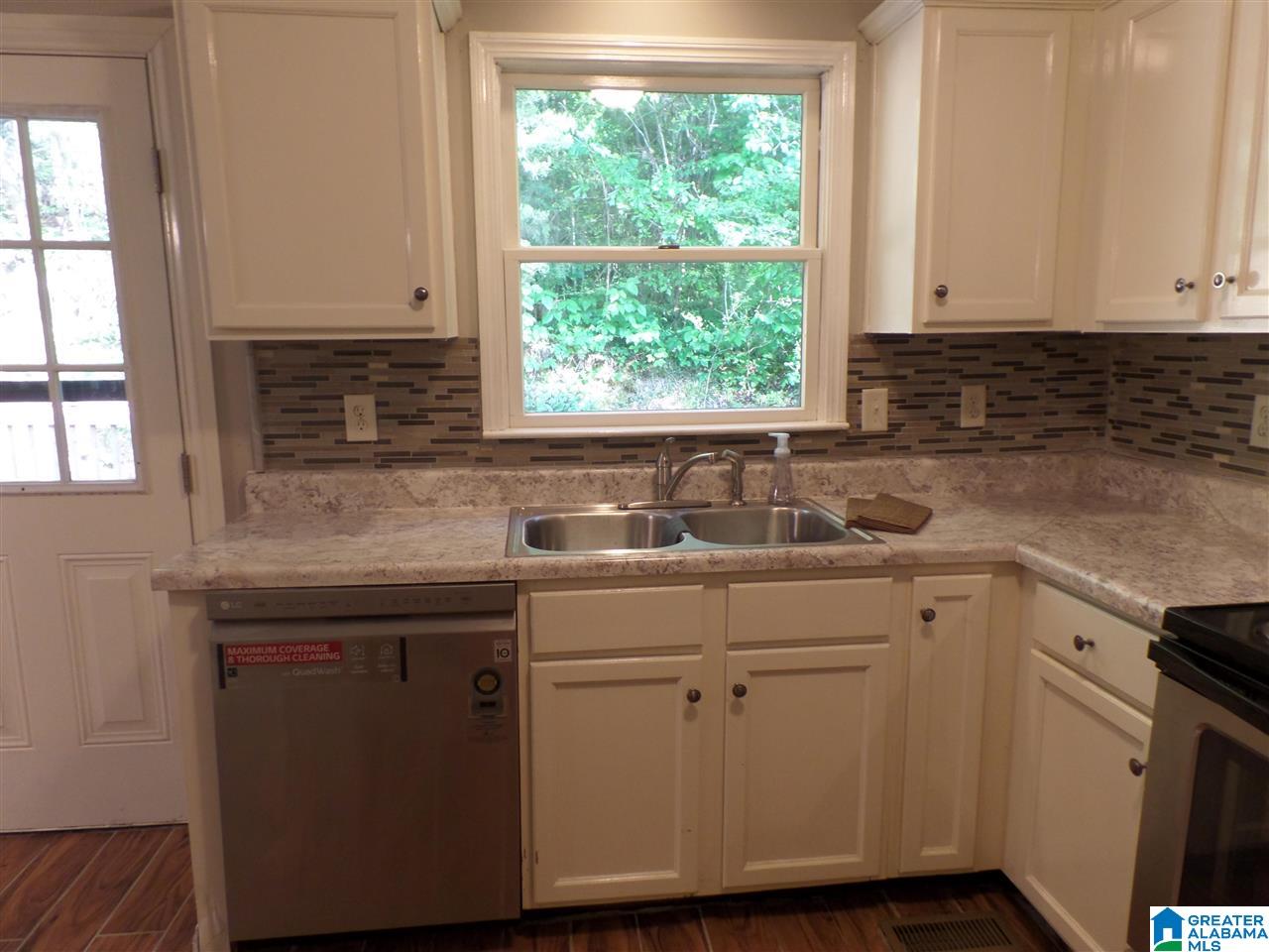 6324 Tyler Loop Road Pinson, AL 35126 - Photo 9 of 24