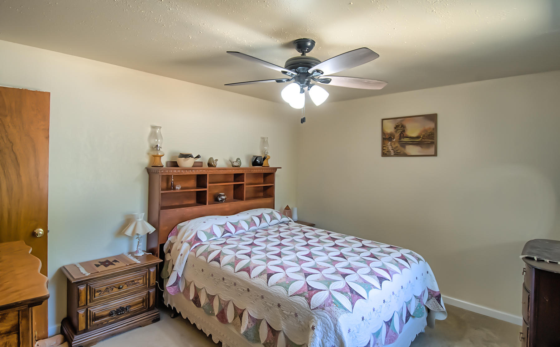 3063 Henderson Road Redding, CA 96002 - Photo 8 of 30 henderson (113 of 41)