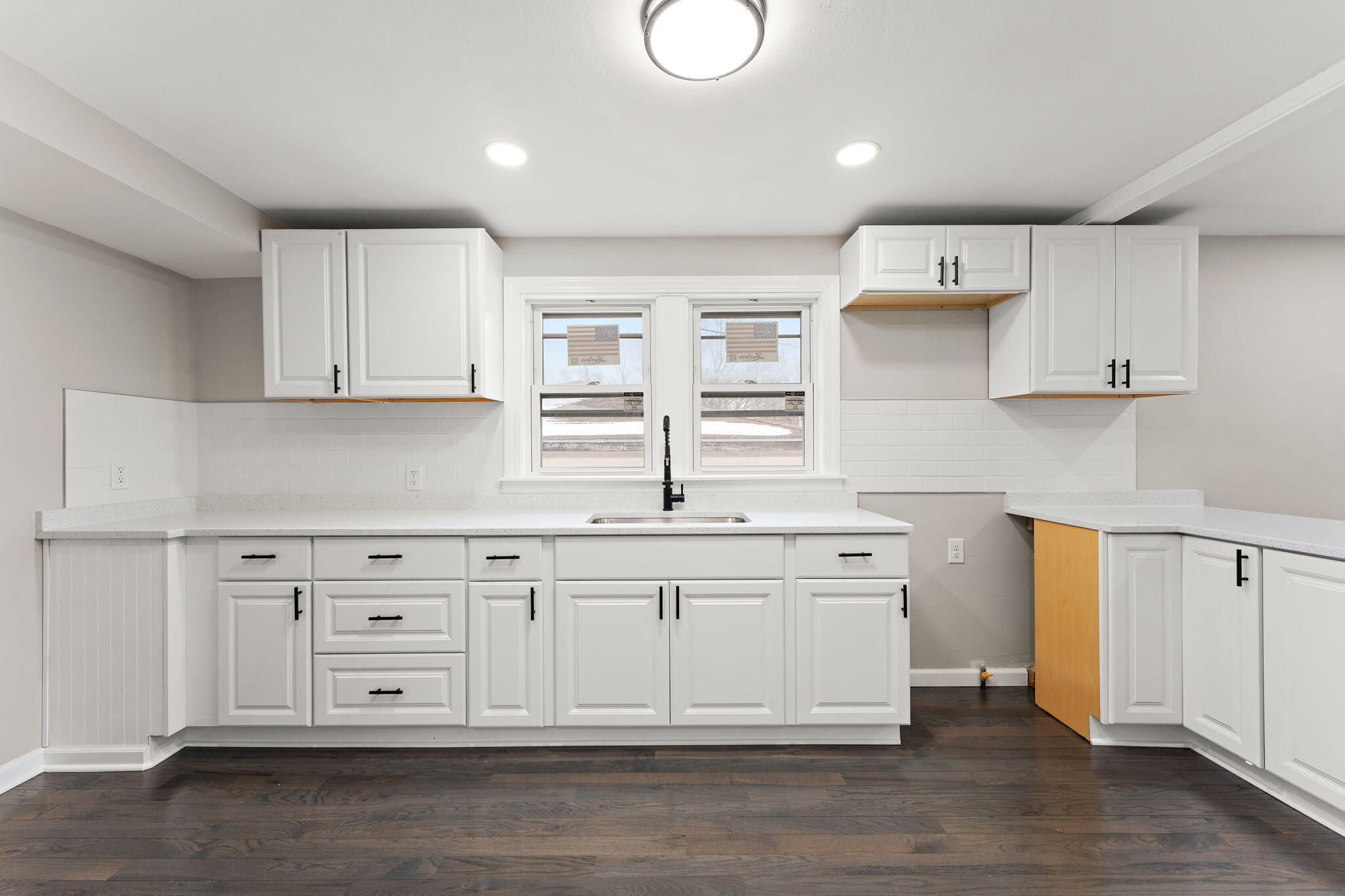 1007 Moss Street Hammond, IN 46320 - Photo 8 of 21 2048x1365