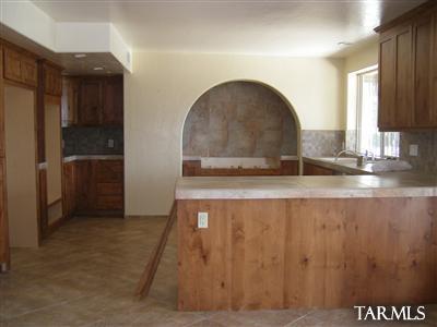 3900 East Ina Road Tucson, AZ 85718 - Photo 3 of 13 Gallery Image 3