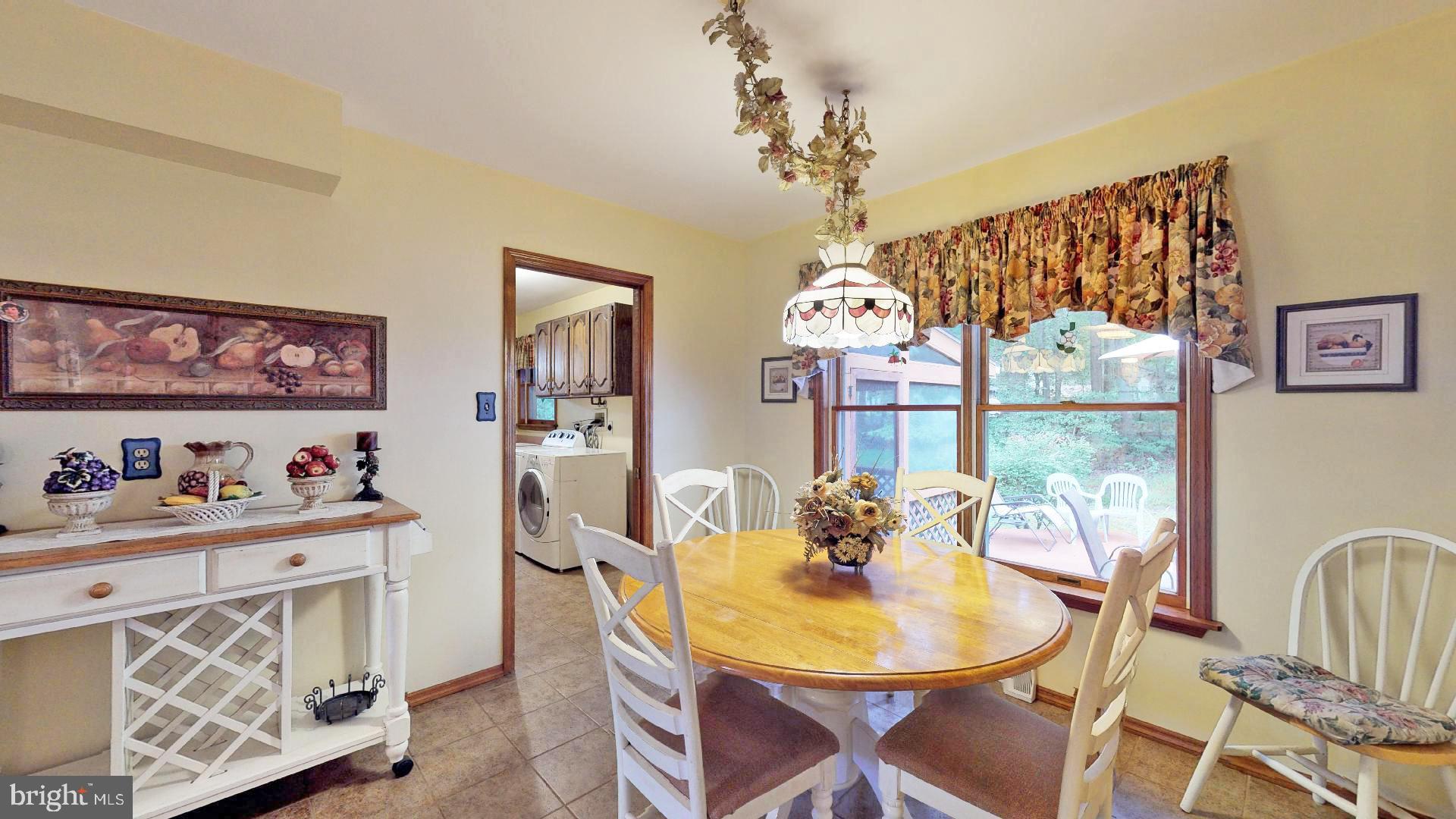 3 Red Maple Road New Egypt, NJ 08533 - Photo 11 of 34 Kitchen Dining Area