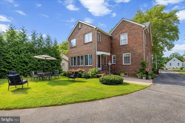 a view of a lake with houses