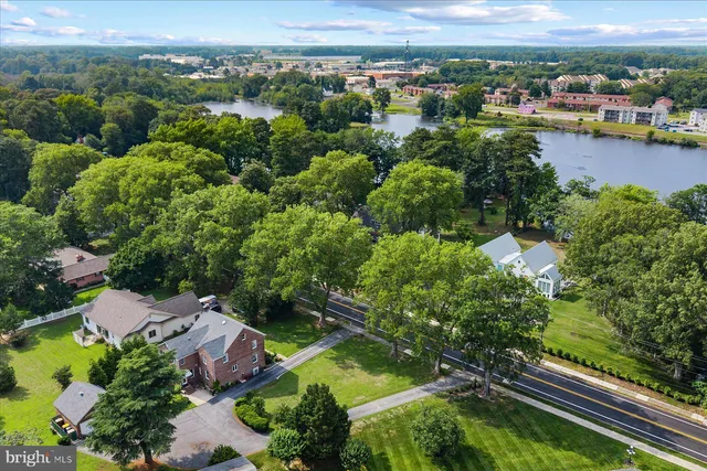 $598,000 | 412 Kings Highway, Milford, DE 19963