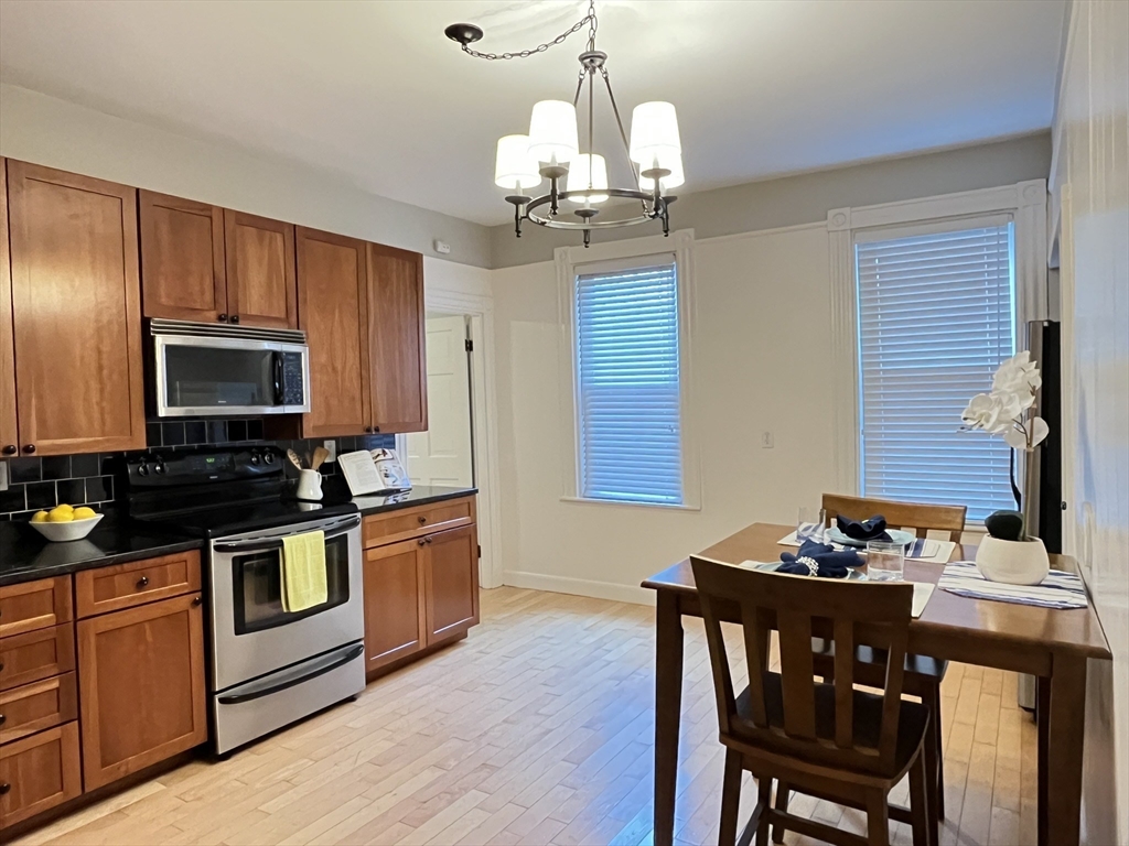 128 Chestnut Street, Unit 1 Brookline, MA 02445 - Photo 3 of 11