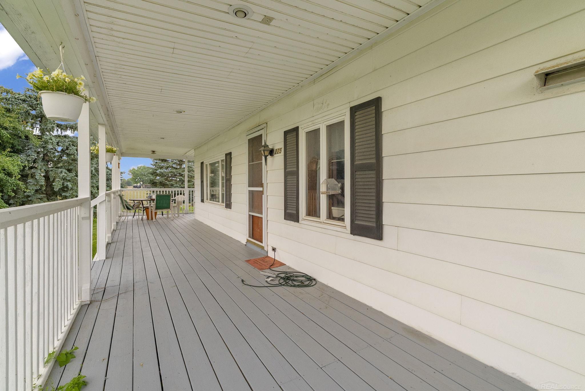 2255 Sanilac Road Carsonville, MI 48419 - Photo 13 of 48