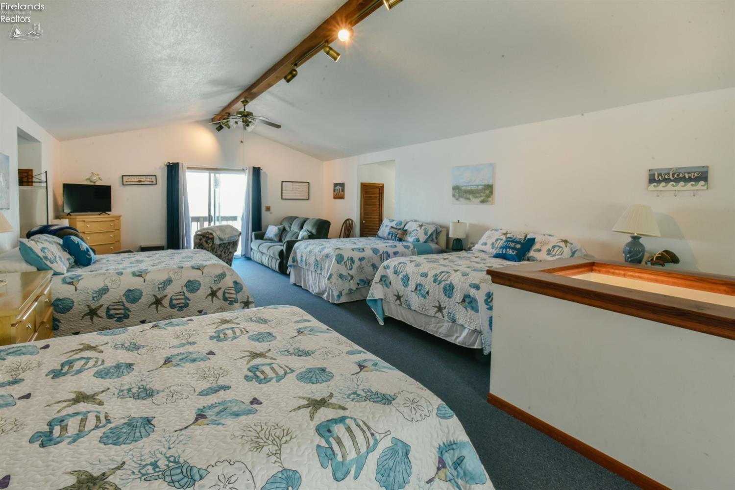 9881 West Locust Point Road Oak Harbor, OH 43449 - Photo 33 of 36 Gallery Image 33