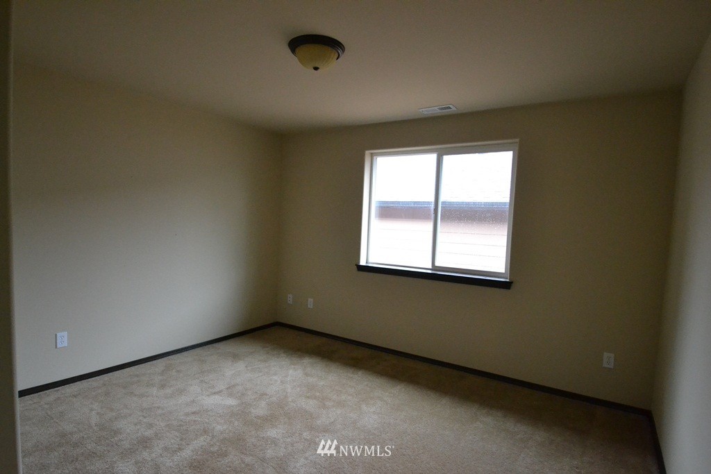 2121 107th Avenue Southeast Lake Stevens, WA 98258 - Photo 6 of 15
