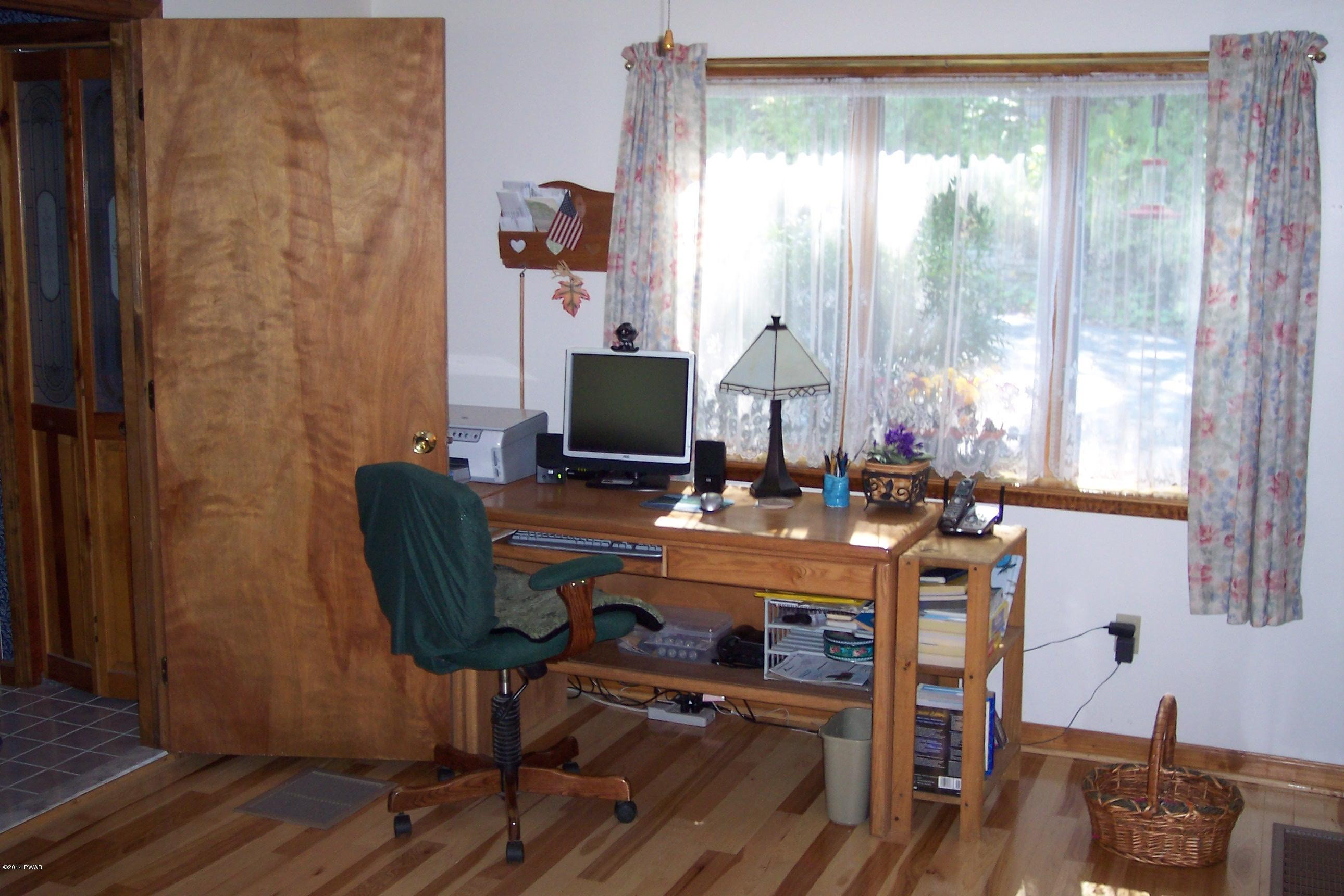39 Lordville Road Equinunk, PA 18417 - Photo 20 of 27 OFFICE