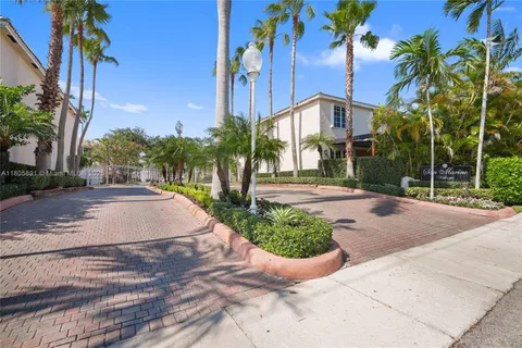 $715,000 | 1282 Grant Court, Hollywood, FL 33019