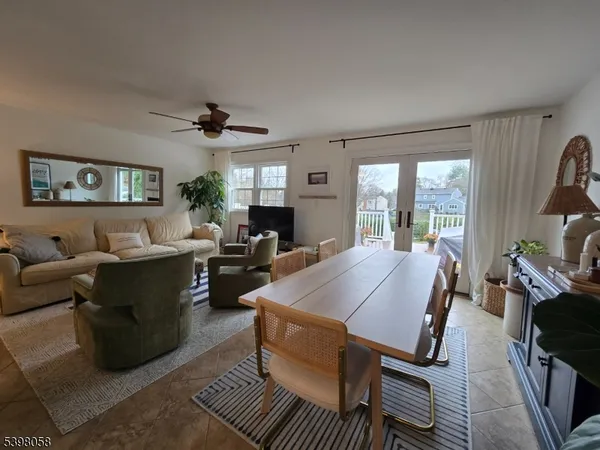 $3,800 | 83 East Main Street, Unit 83B, Mendham, NJ 07945