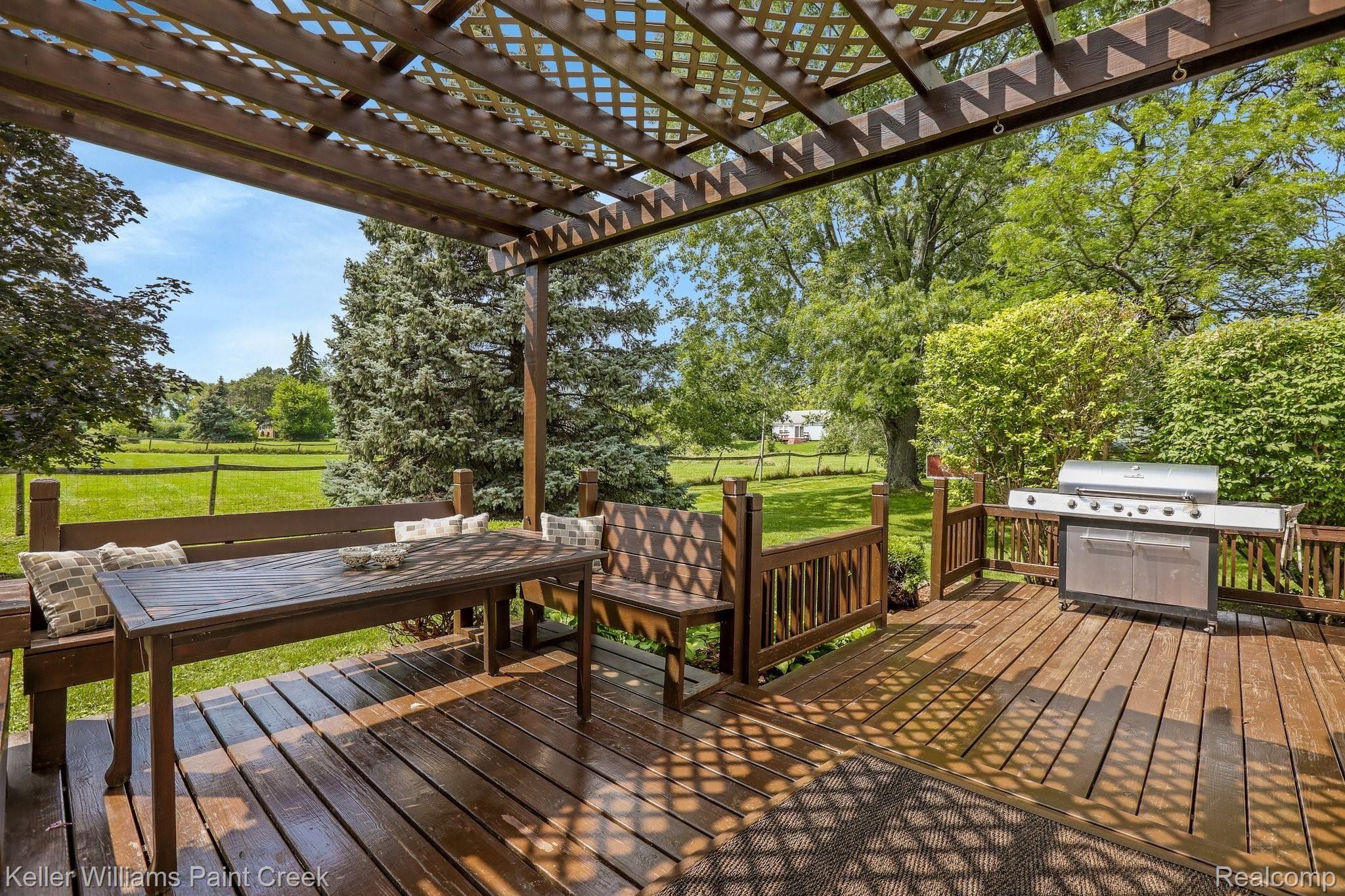 888 Hadley Road Rochester, MI 48307 - Photo 22 of 25 28-web-or-mls-888 Hadley Road0027.jpg