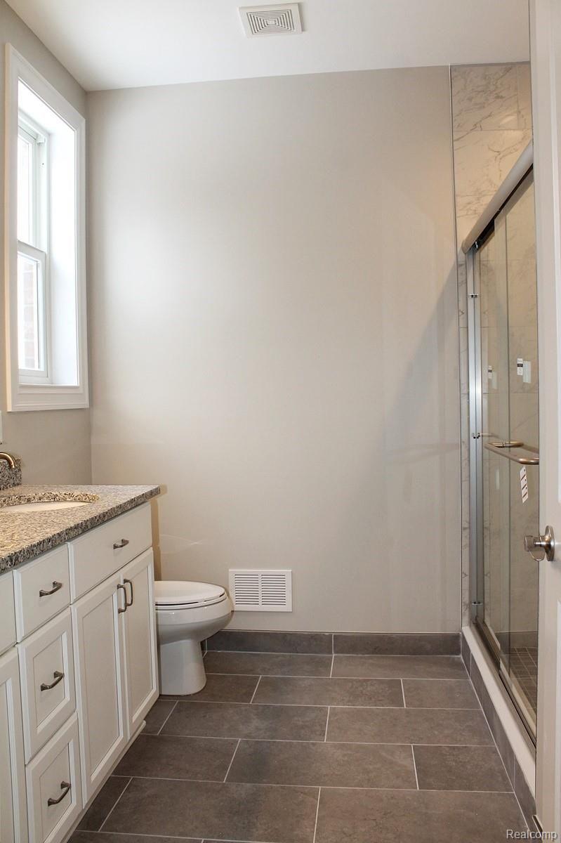 43483 Saltz Road Canton, MI 48187 - Photo 48 of 57 IMG_4297.JPG