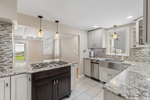 $967,000 | 14 Church Street, Westwood, MA 02090