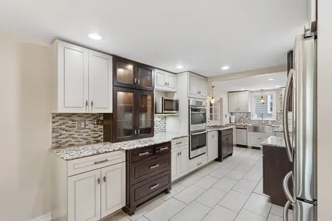 $967,000 | 14 Church Street, Westwood, MA 02090