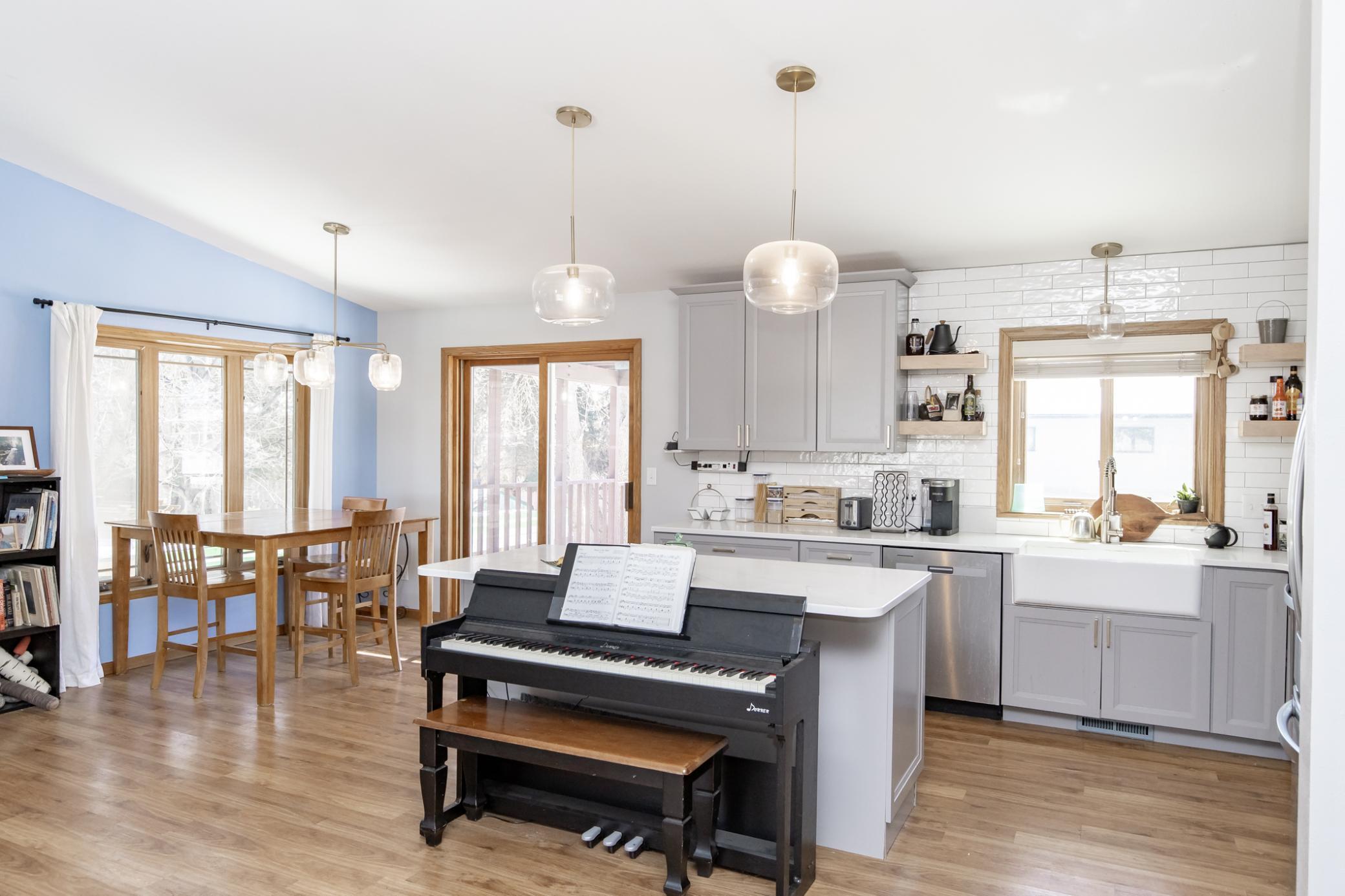 2408 34th Avenue South Fargo, ND 58104 - Photo 13 of 62