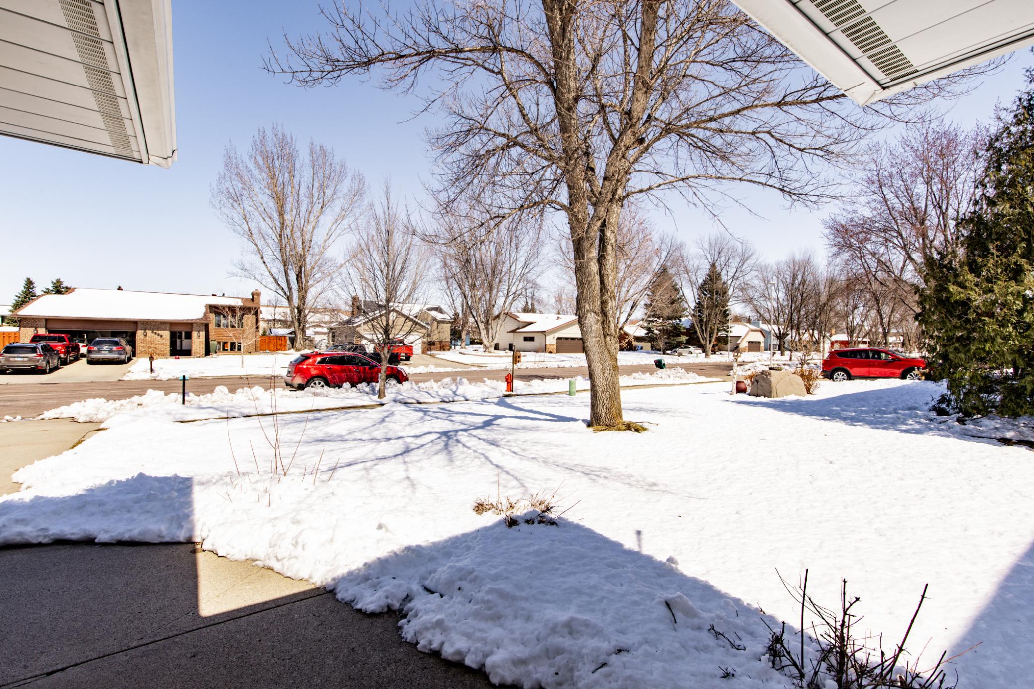 2408 34th Avenue South Fargo, ND 58104 - Photo 5 of 62