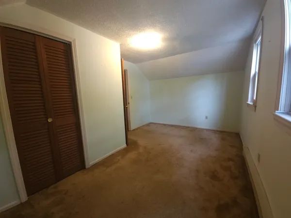 $329,999 | 45 Circuit Avenue East, Worcester, MA 01603