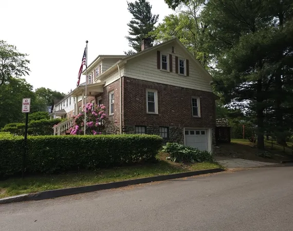 $329,999 | 45 Circuit Avenue East, Worcester, MA 01603