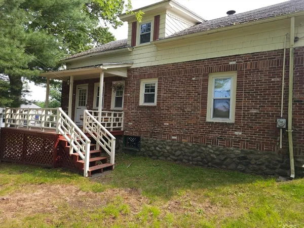 $329,999 | 45 Circuit Avenue East, Worcester, MA 01603