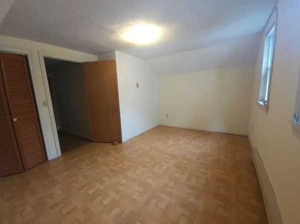 $329,999 | 45 Circuit Avenue East, Worcester, MA 01603