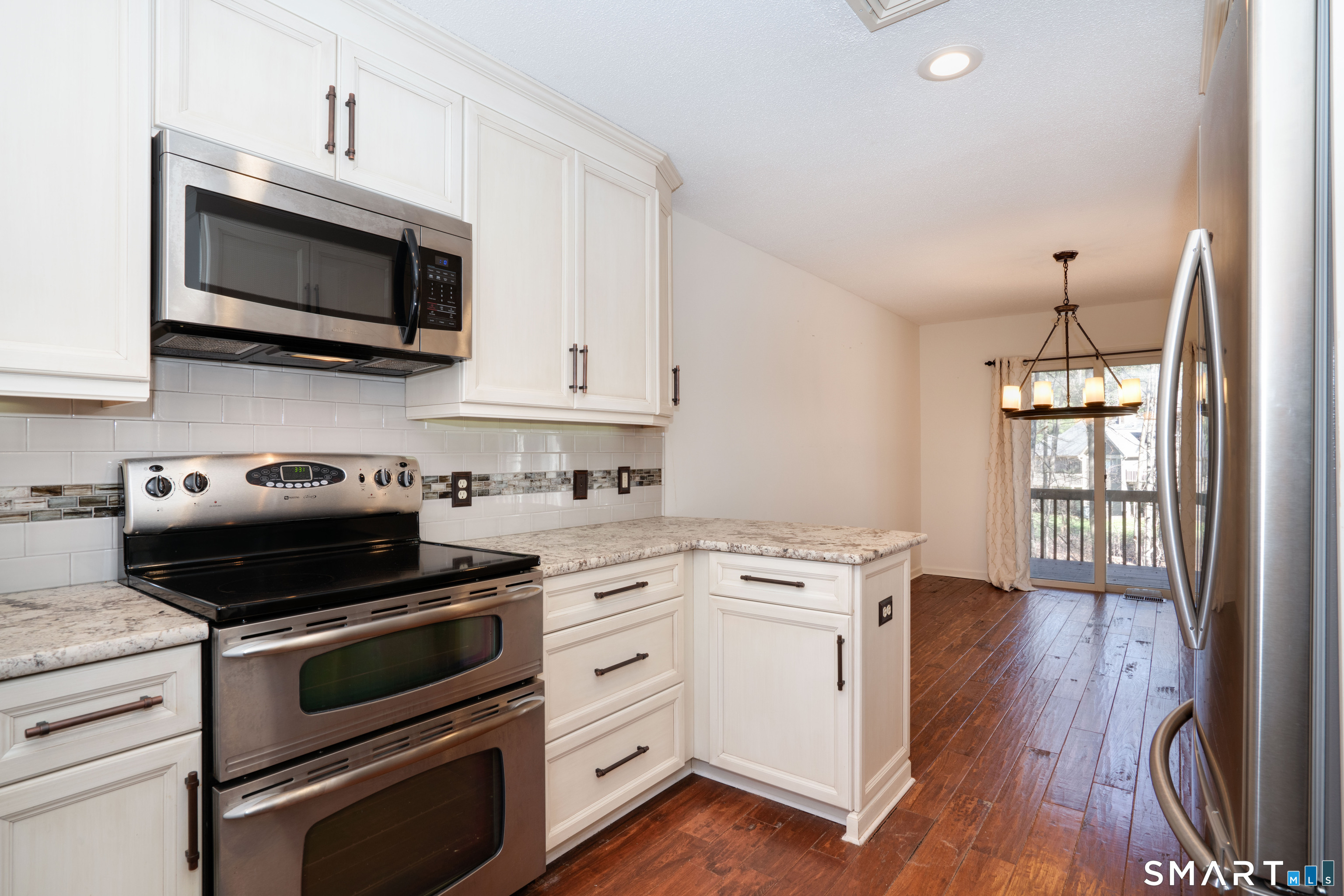 27 Riverview, Unit 27 Avon, CT 06001 - Photo 15 of 39