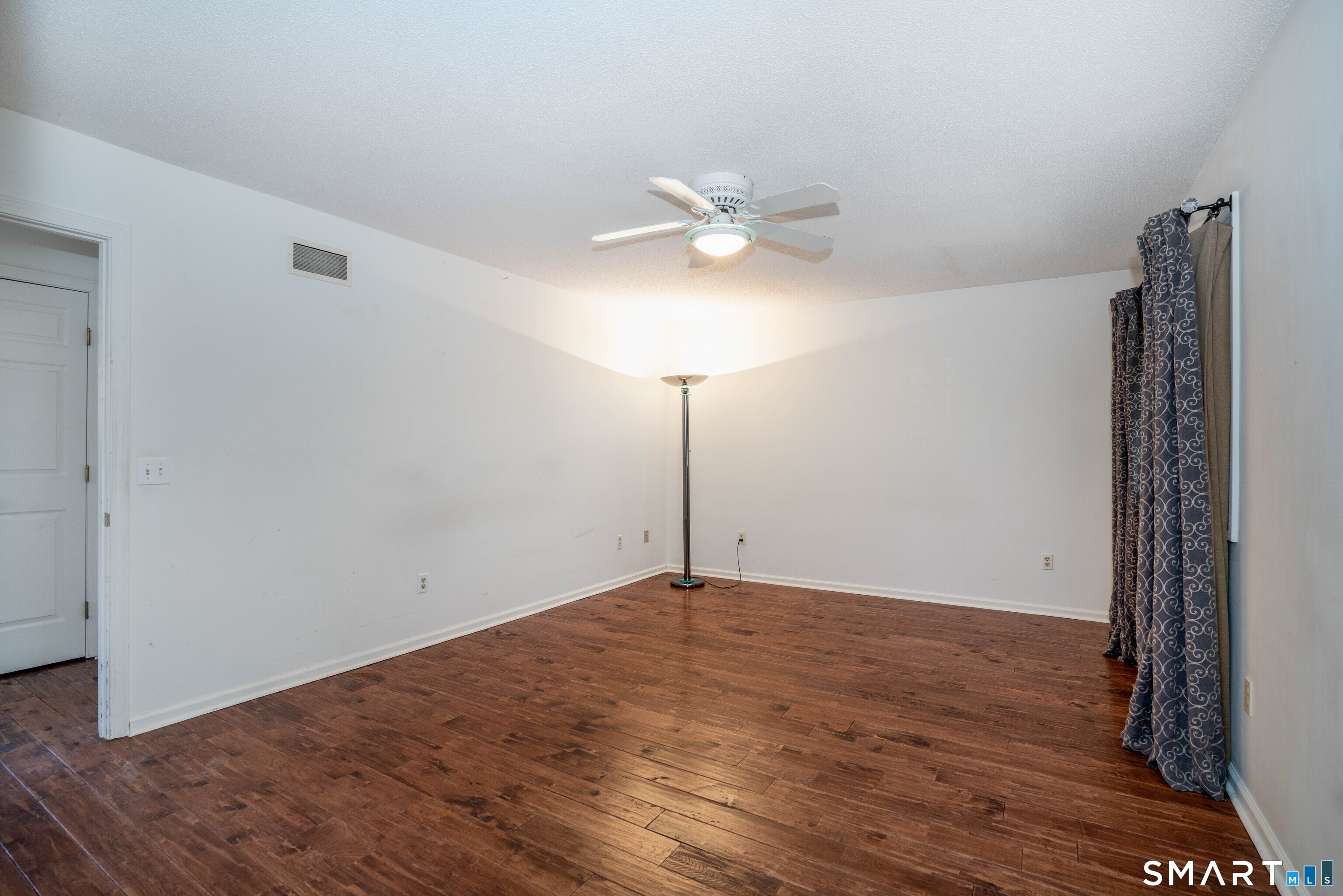 27 Riverview, Unit 27 Avon, CT 06001 - Photo 21 of 39