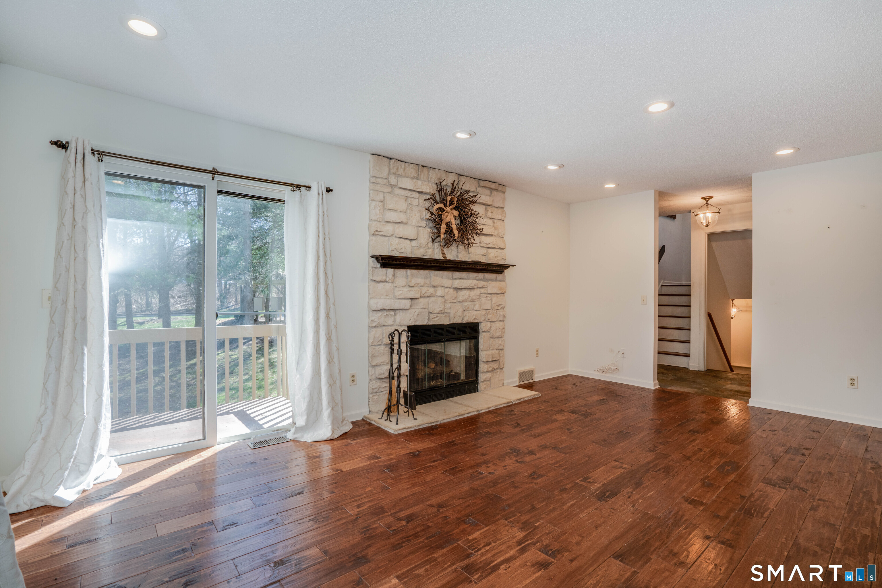 27 Riverview, Unit 27 Avon, CT 06001 - Photo 9 of 39