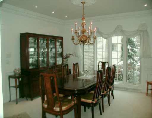 191 Sevin Road Bell Acres, PA 15143 - Photo 4 of 5 Dining Room.