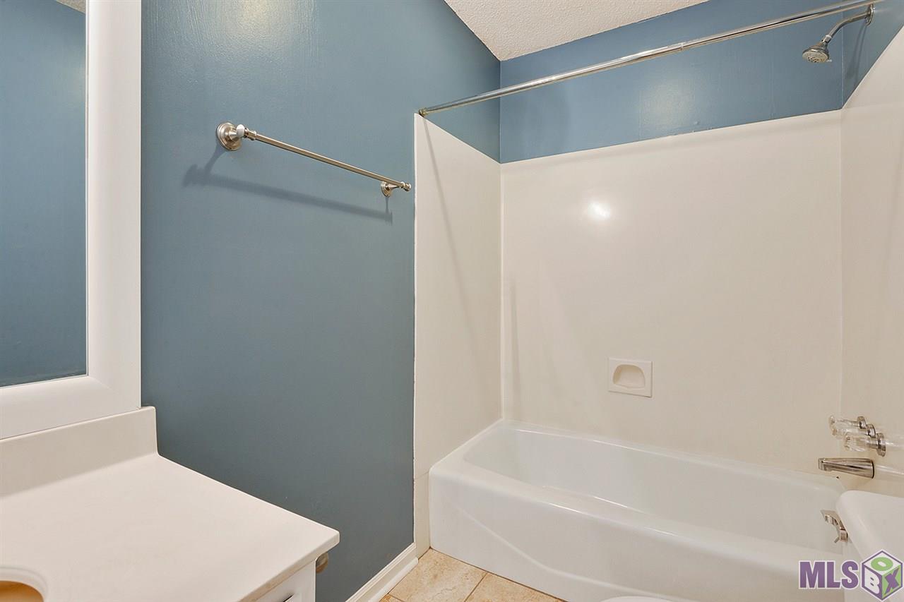 16014 South Harrells Ferry Road Baton Rouge, LA 70816 - Photo 9 of 11 Gallery Image 9
