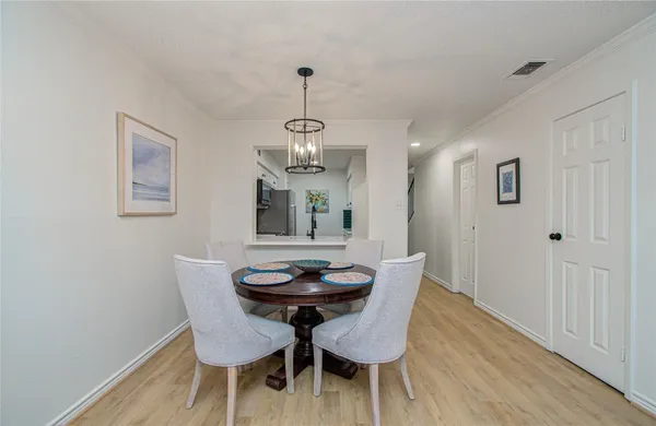 $169,999 | 15309 Kingfield Drive, Unit 9, Houston, TX 77084