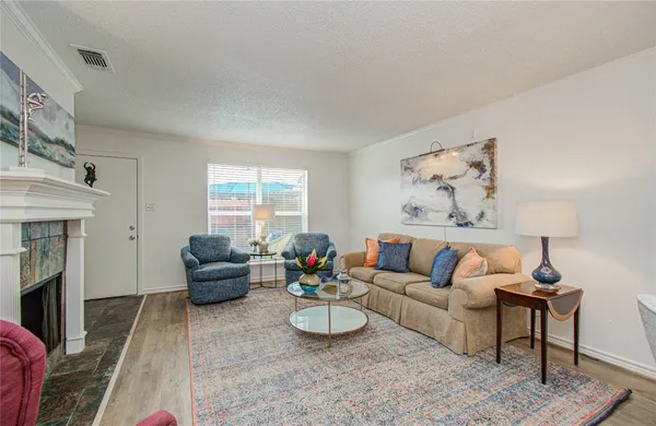 $169,999 | 15309 Kingfield Drive, Unit 9, Houston, TX 77084