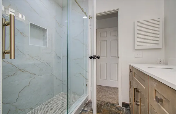 $169,999 | 15309 Kingfield Drive, Unit 9, Houston, TX 77084