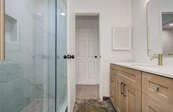 $169,999 | 15309 Kingfield Drive, Unit 9, Houston, TX 77084