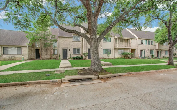 $169,999 | 15309 Kingfield Drive, Unit 9, Houston, TX 77084