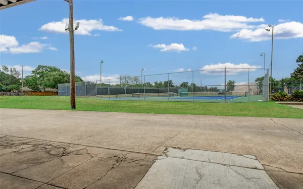 $169,999 | 15309 Kingfield Drive, Unit 9, Houston, TX 77084